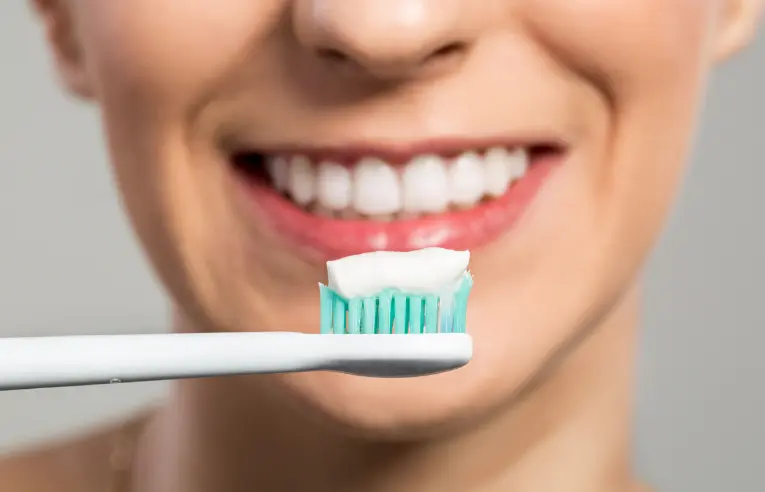 Ways to Whiten your teeth