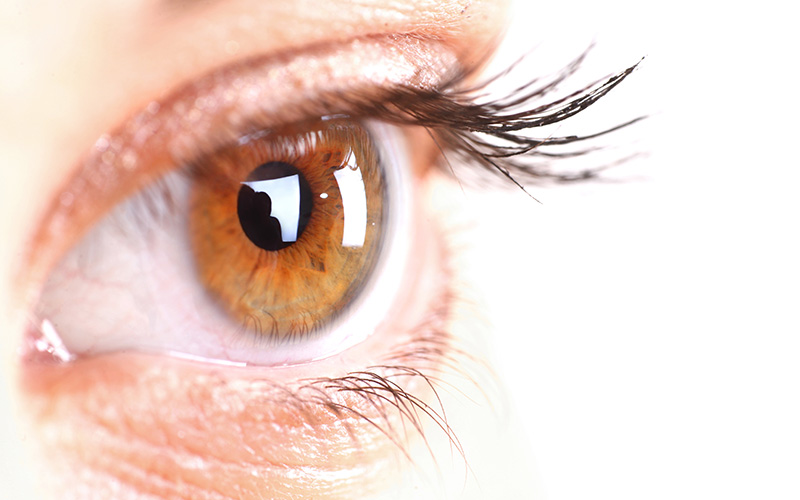 Natural remedies and supplements for eye health